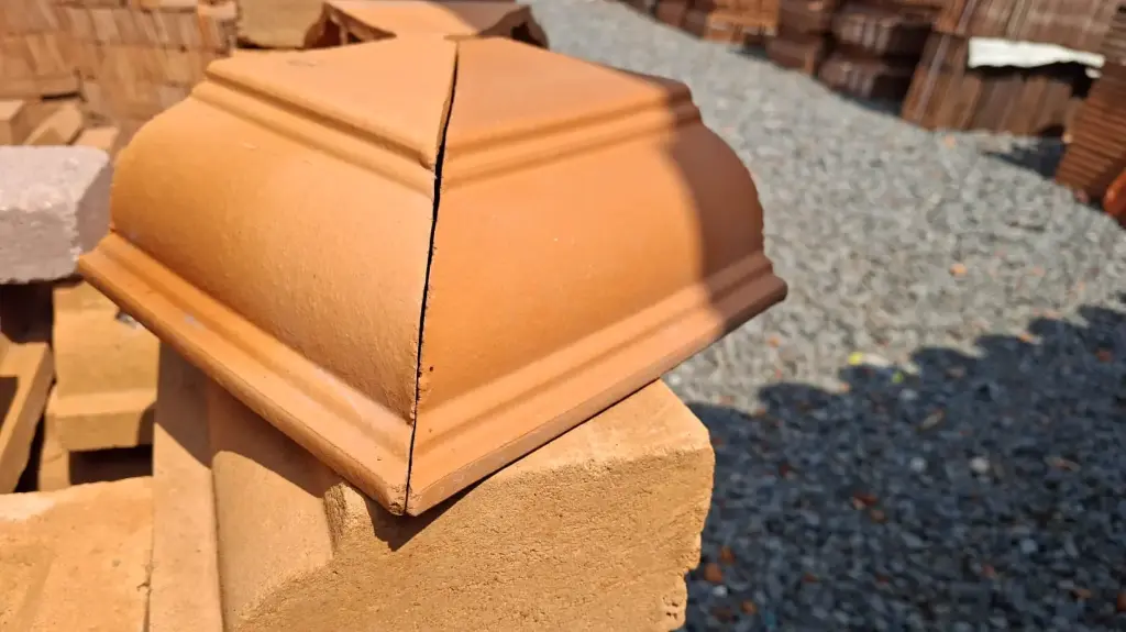 [ESPPCL20] ESQUINEROS P/P PALOMA RUSTICO 20 CMS. (1 PAR) CERÁMICA LEONESA